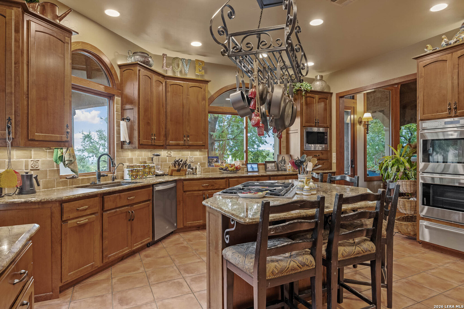 204 Ranch House Road, Kerrville, TX 78028 — photo 3
