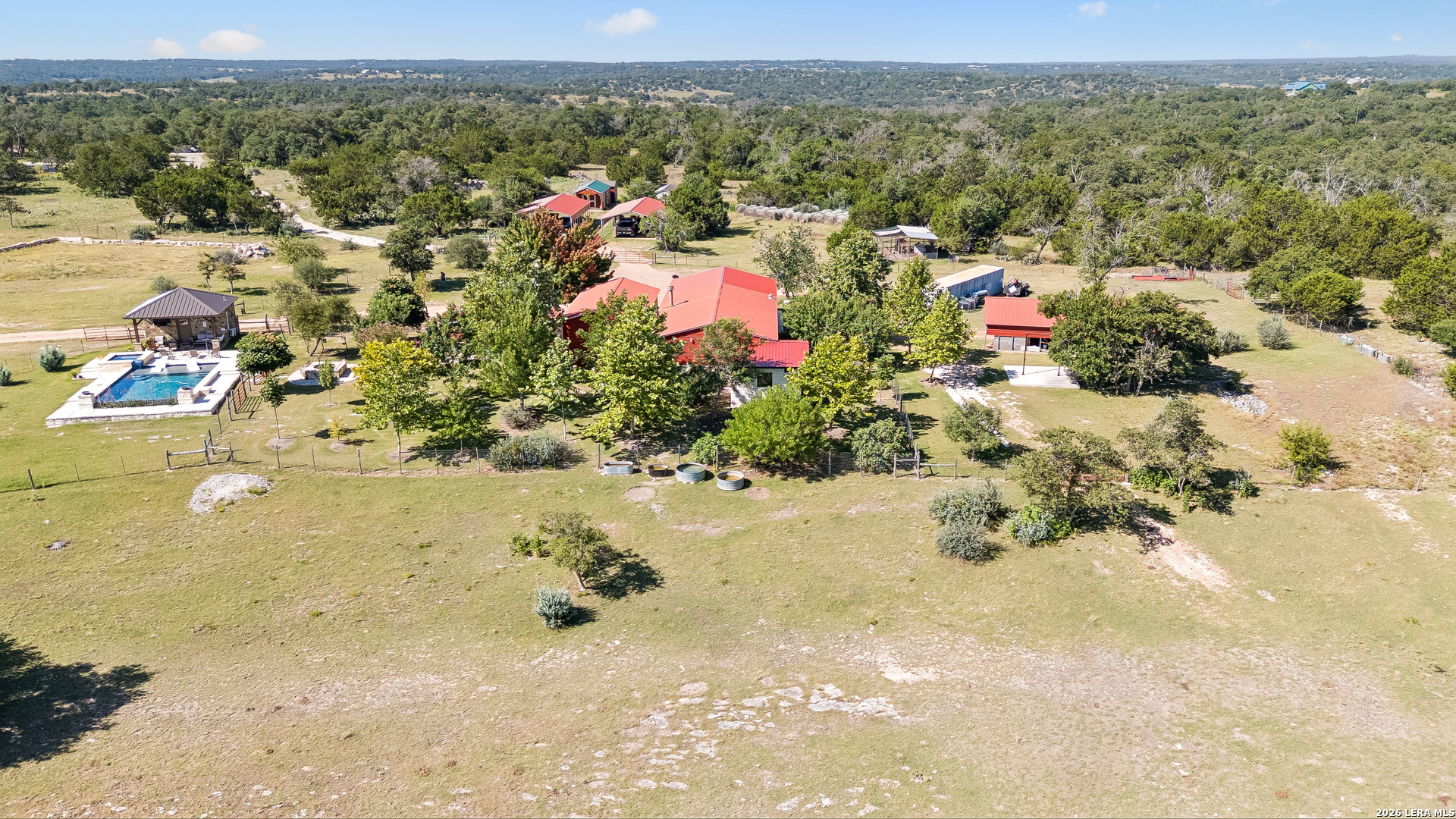 652 Overlook Drive — photo