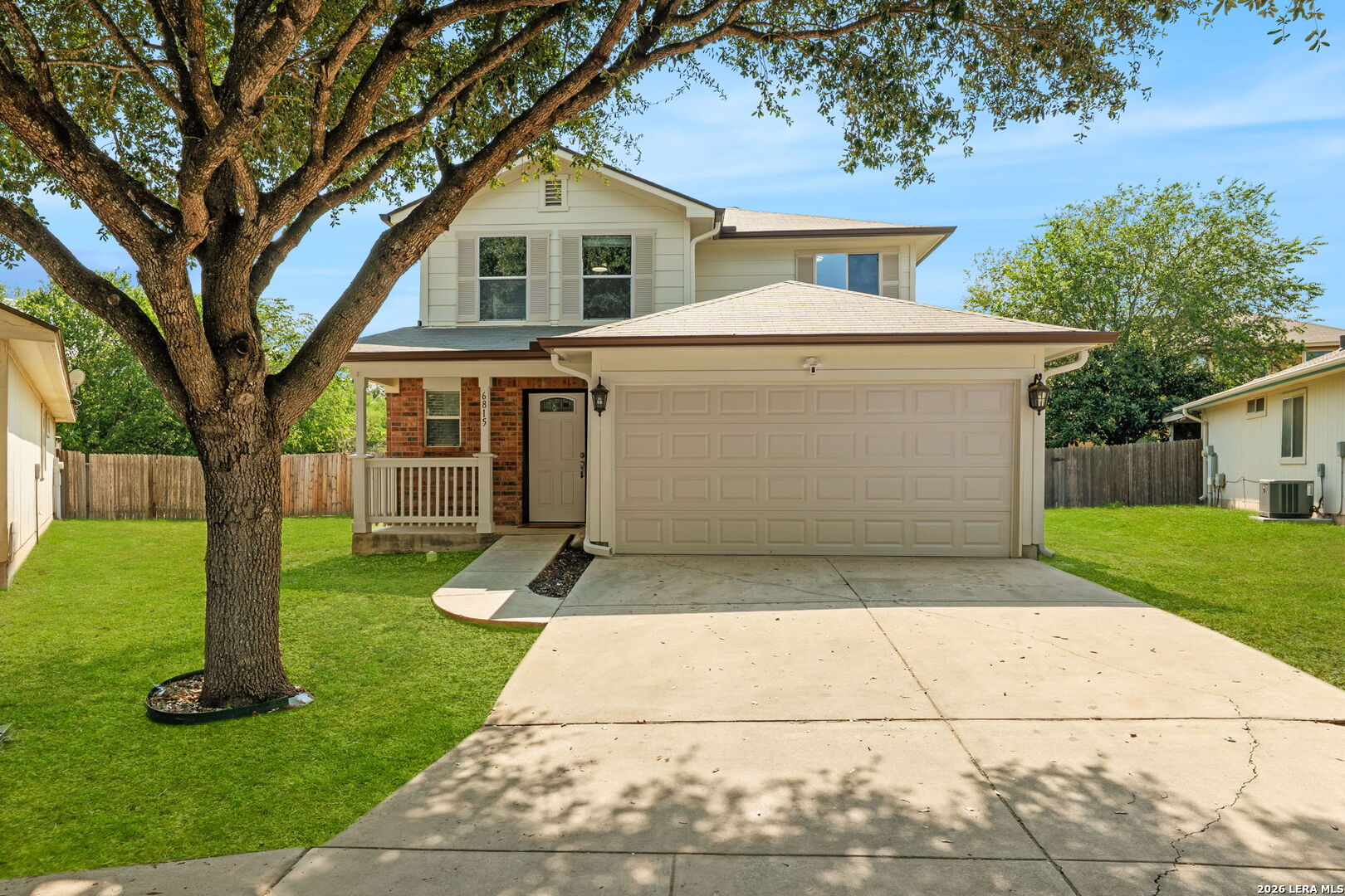 6815 Cougar Cove — photo
