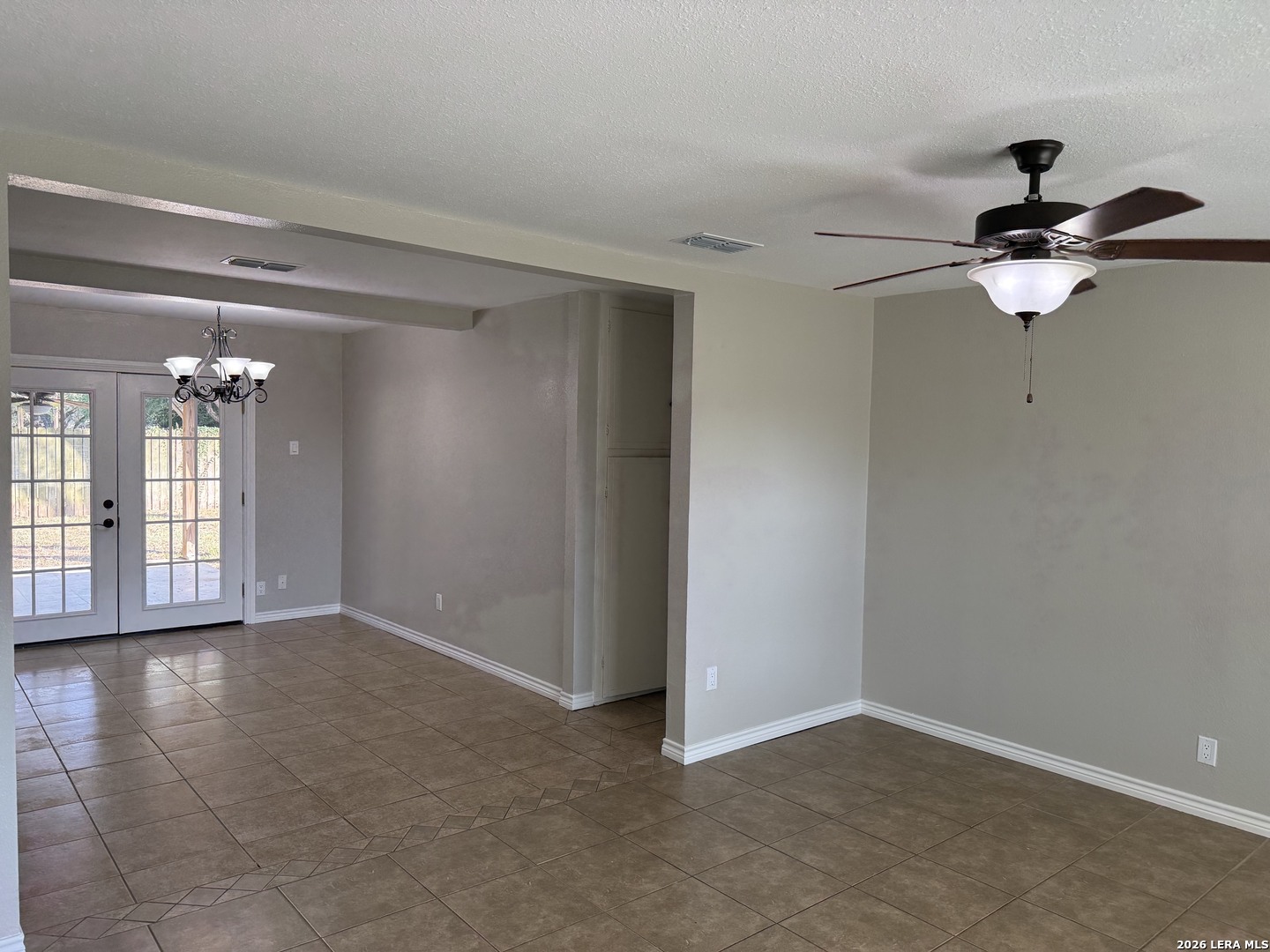 170 White, Beeville, TX 78102 — photo 3