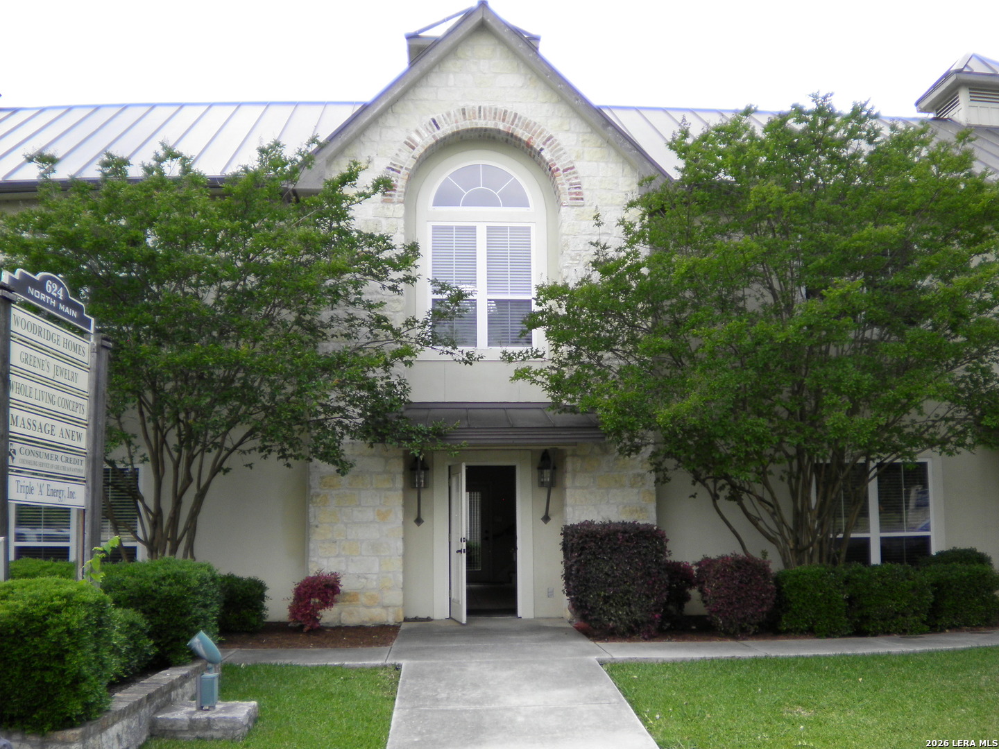 624 N Main 204 — photo