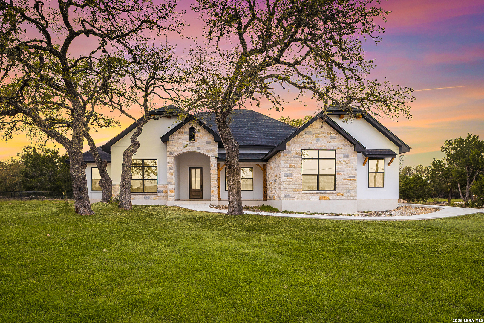 220 Toucan Drive — photo