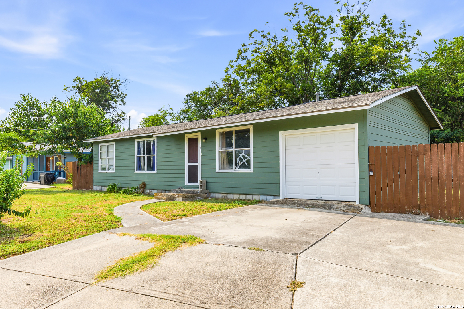 425 Riley, Seguin, TX 78155
