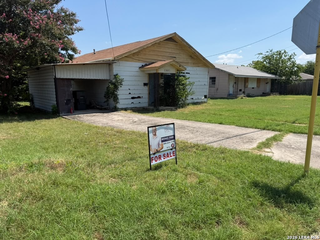 207 W Anderson Avenue — photo