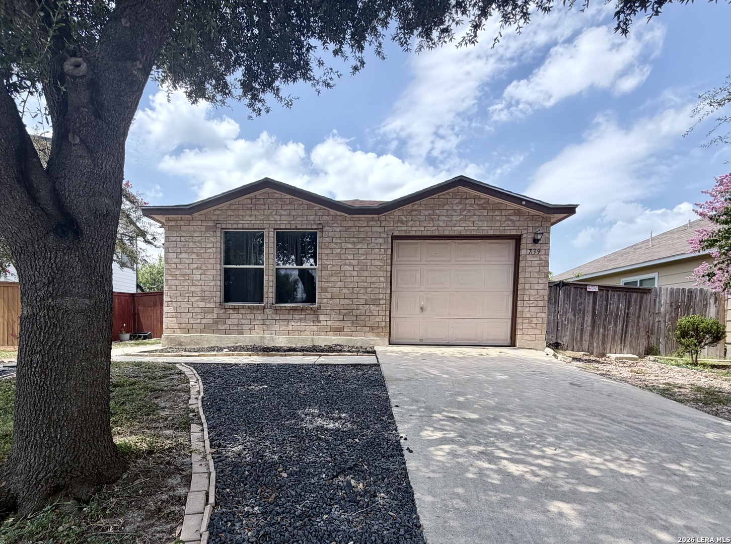 739 Inks Farm — photo