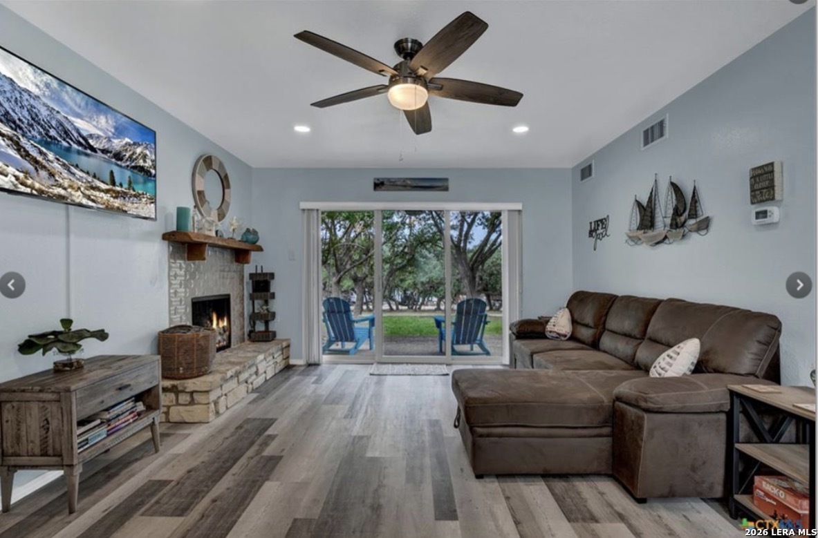 1185 Parkview Drive Apt D24 — photo