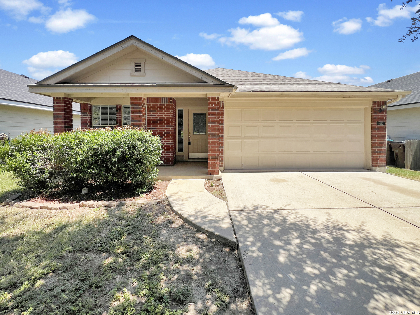 9242 Mare Country — photo