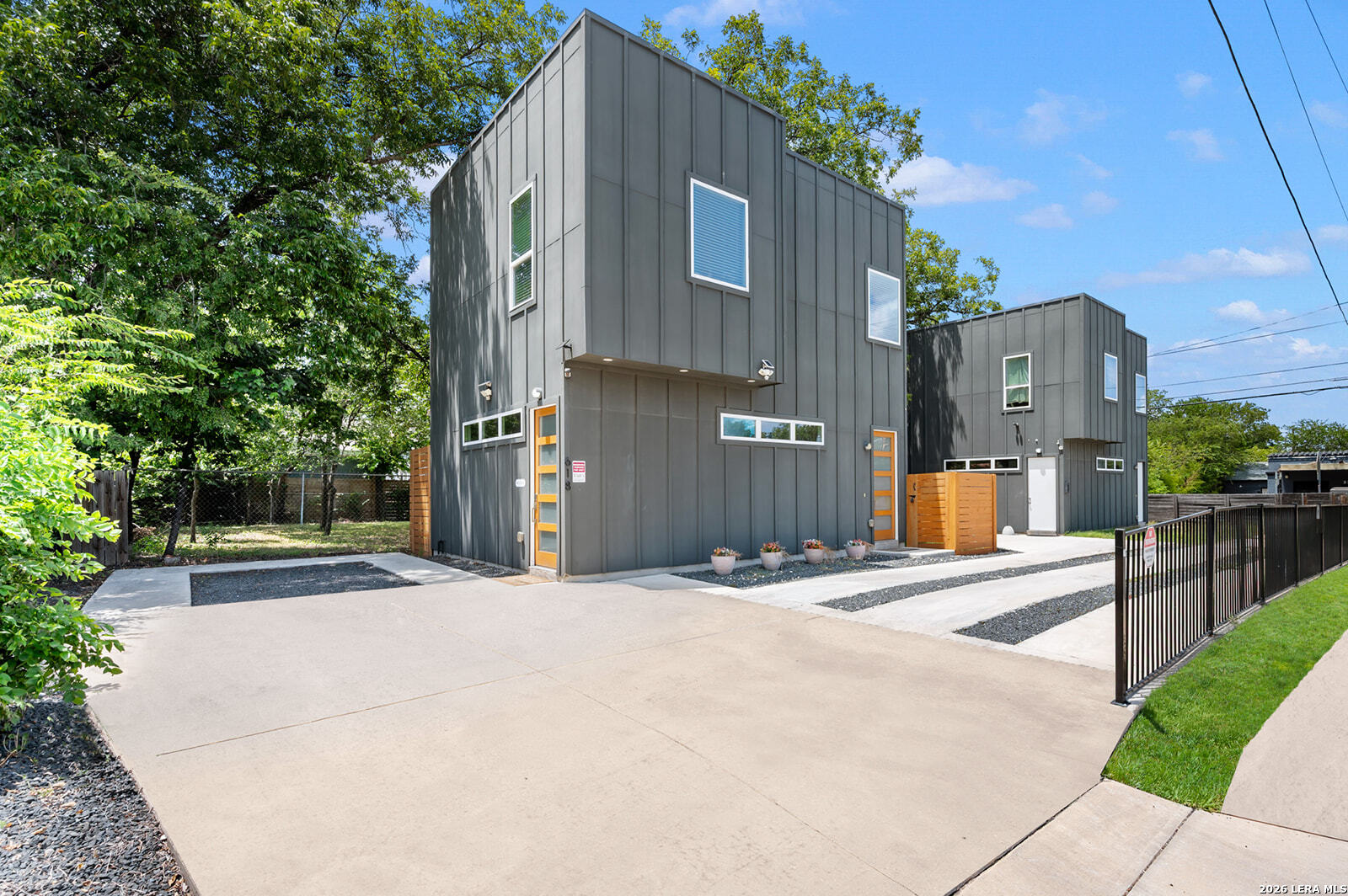 618 N Gevers Street — photo