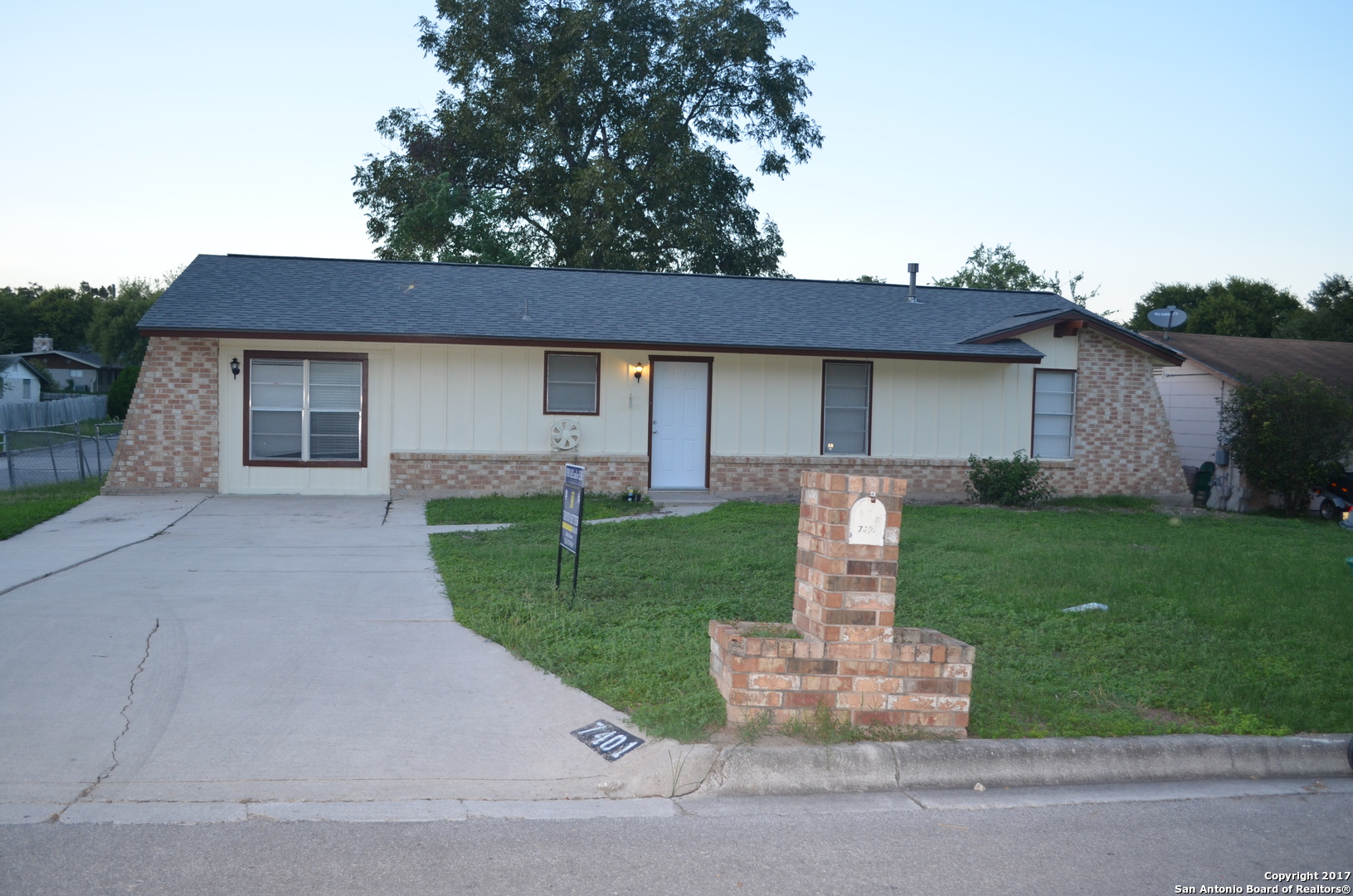 7401 Sage Oak Street — photo