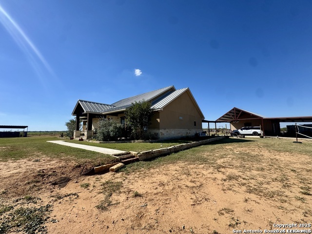 16489 Fm 472, Devine, TX 78016 — photo 2