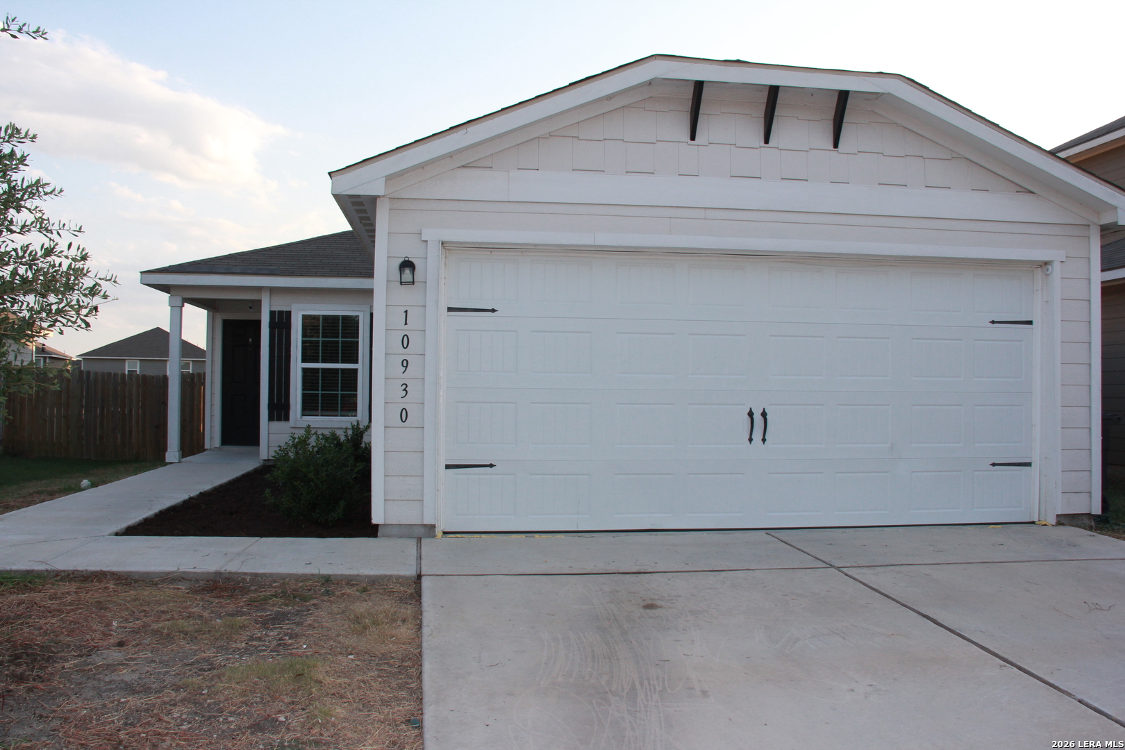 10930 Chatham Court — photo