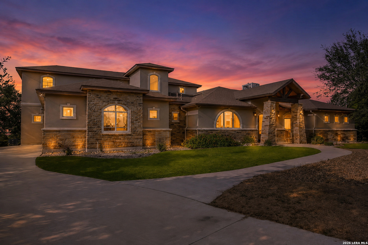8 Braeburn Court — photo
