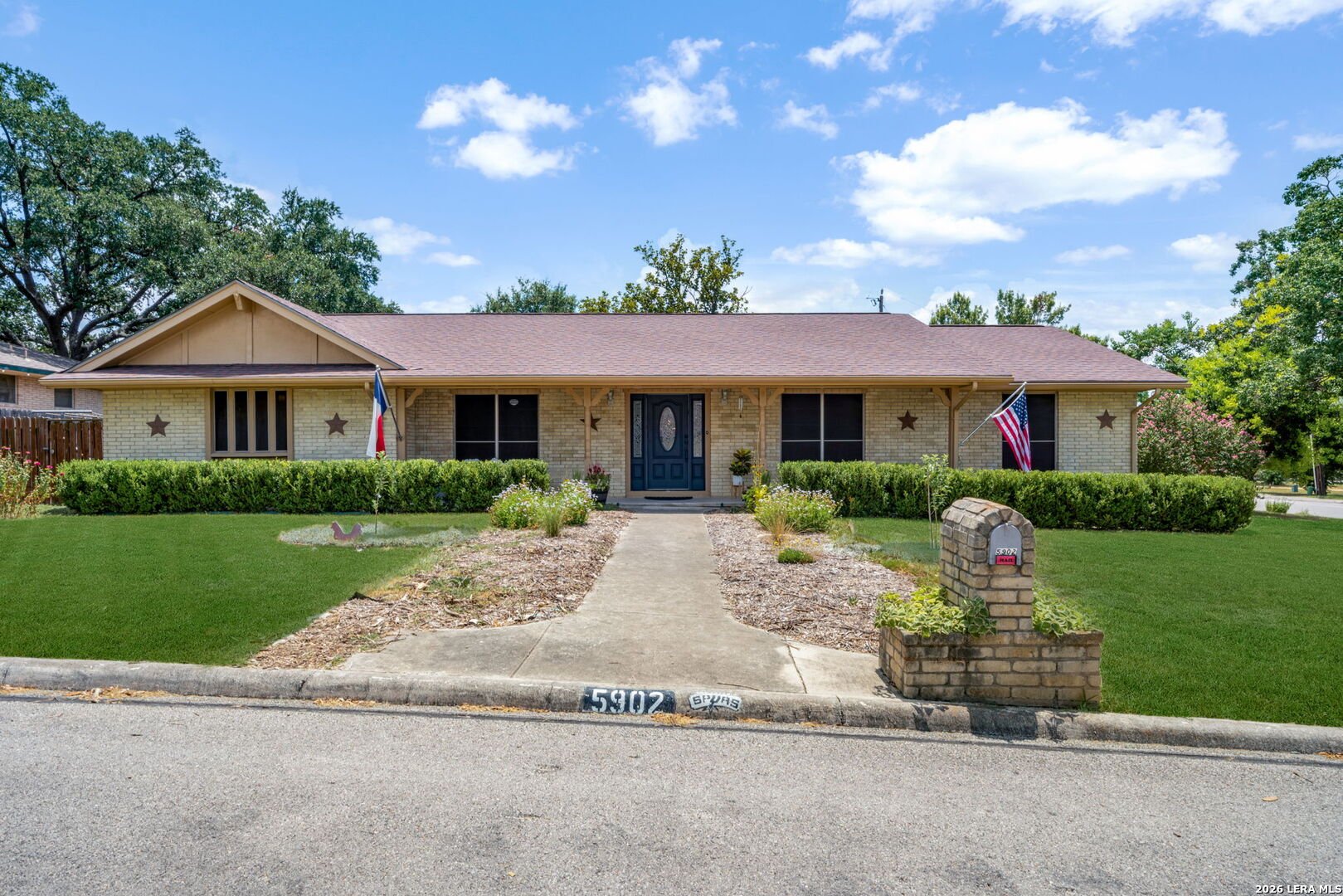 5902 Northgap Street — photo