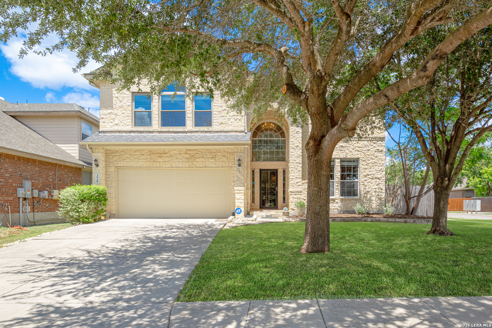326 Loch Lomond Drive — photo