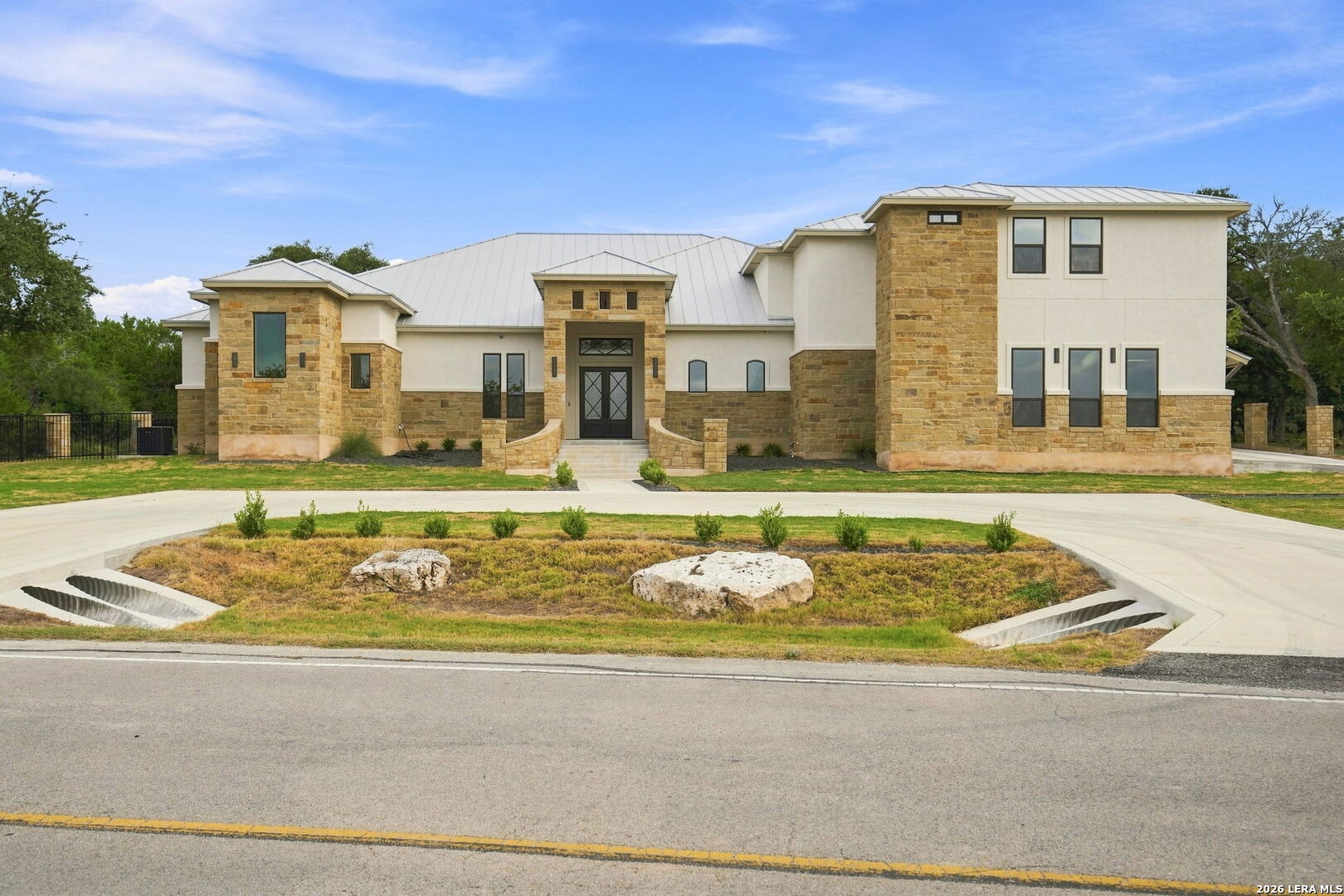 1125 Cordova Bnd — photo