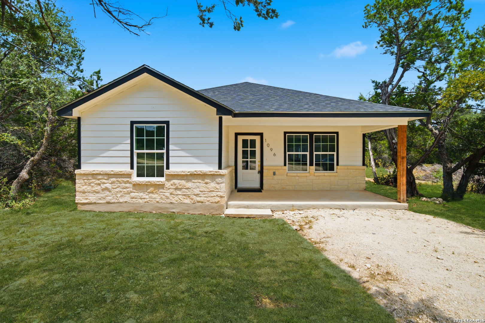 1096 Deer Valley Pass — photo