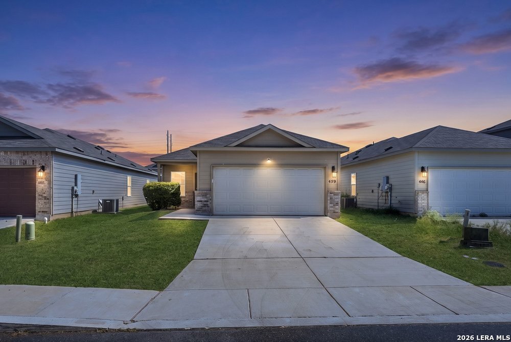 450 Pleasanton Spring — photo