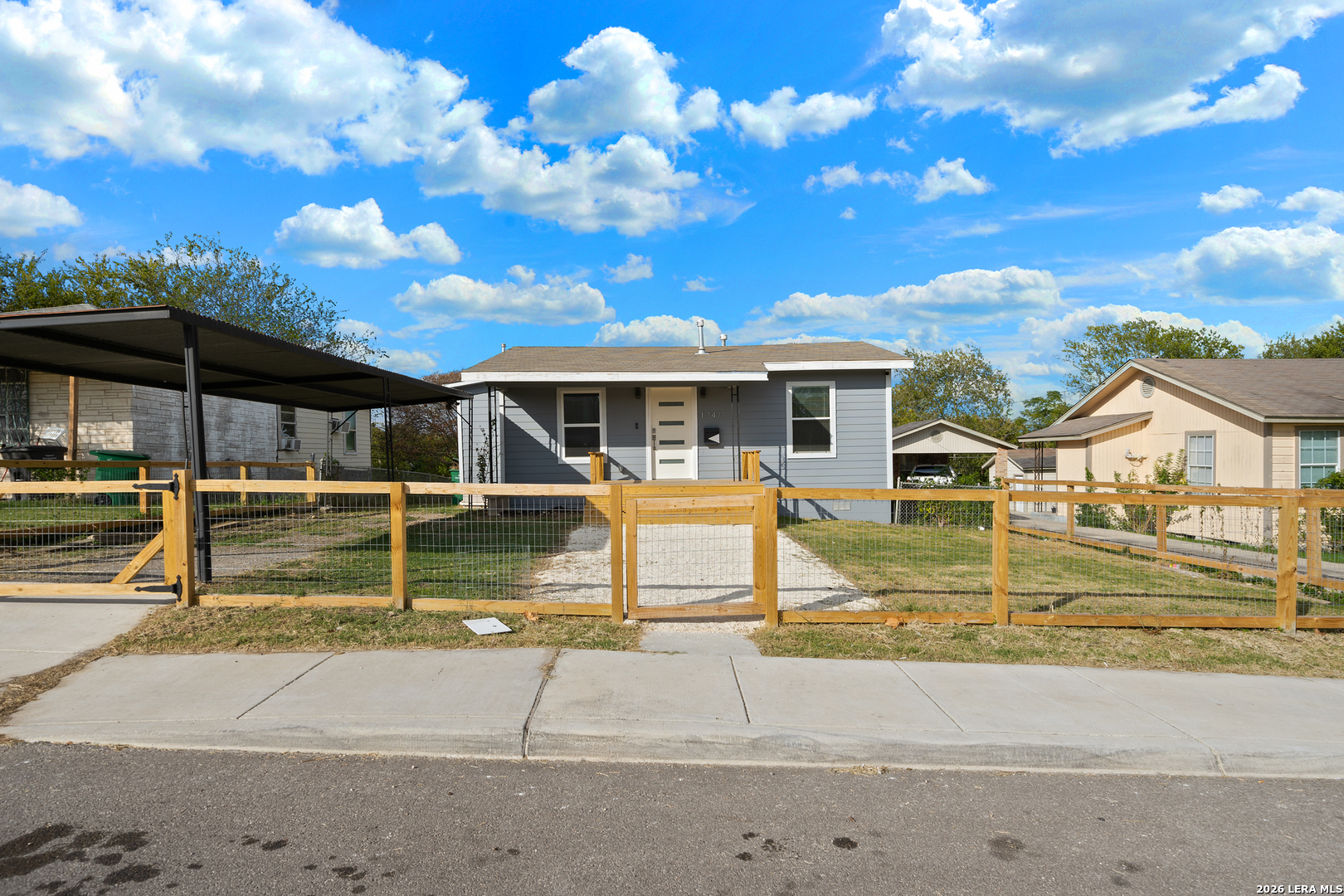 1747 Gorman — photo