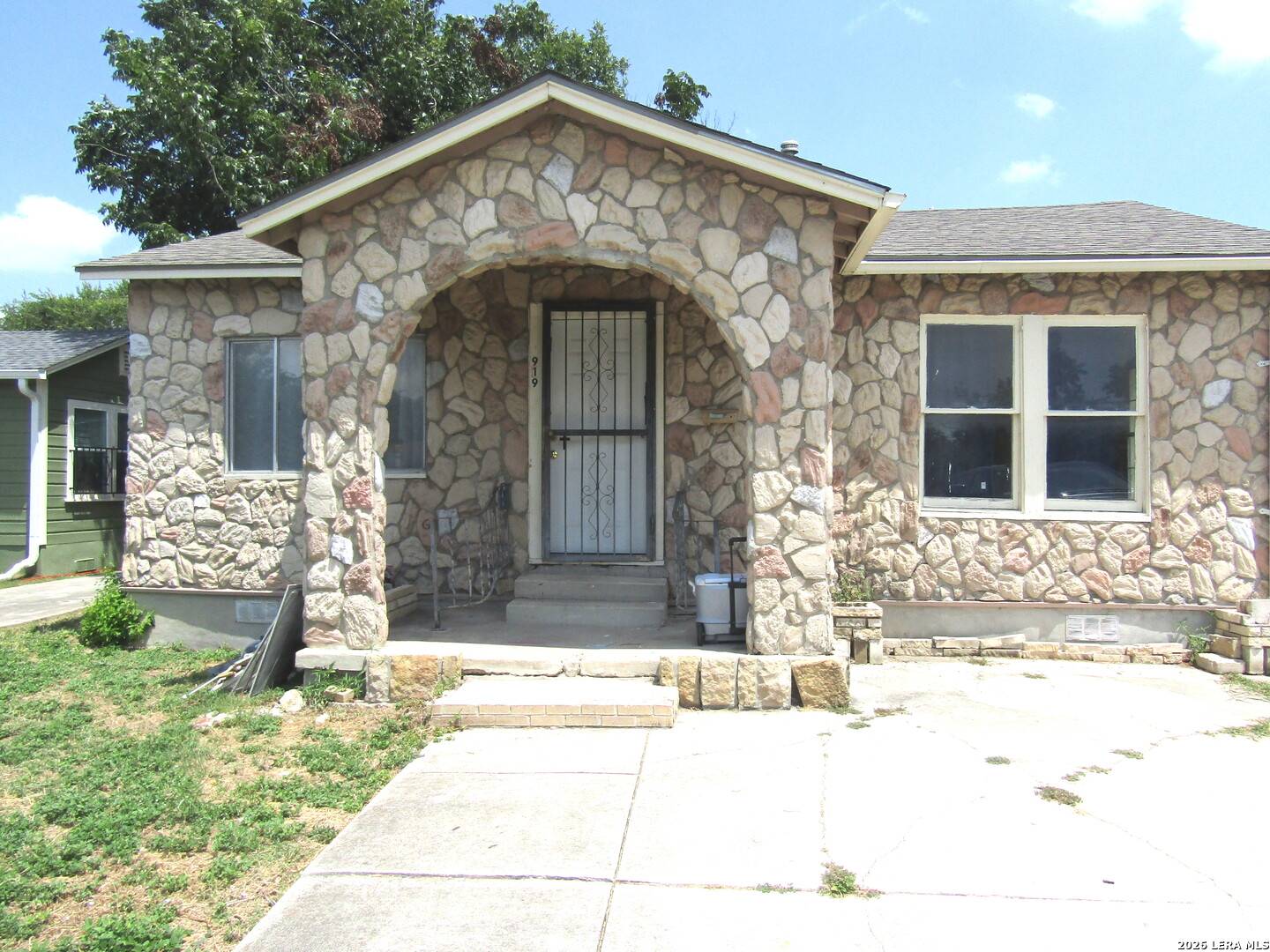 919 Alametos — photo