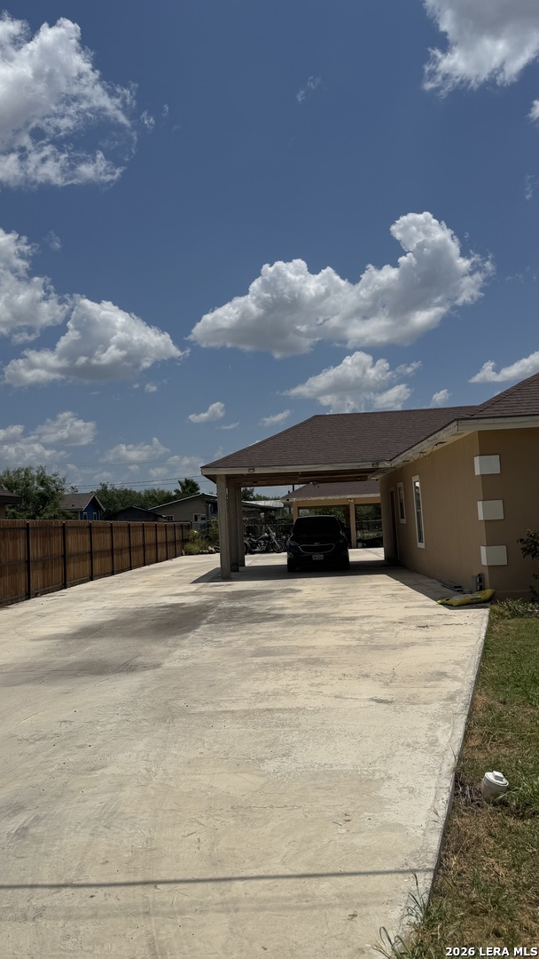 116 View Drive, Eagle Pass, TX 78852 — photo 2