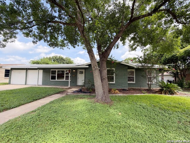 539 Oakleaf Drive — photo