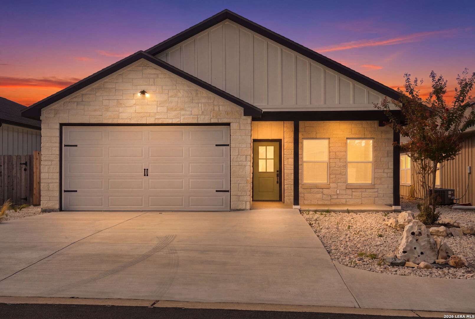 1012 Creswell Lane — photo