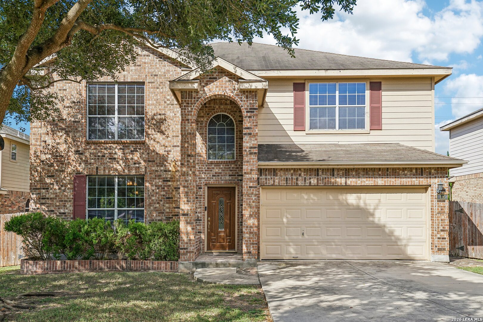 116 Dyess — photo