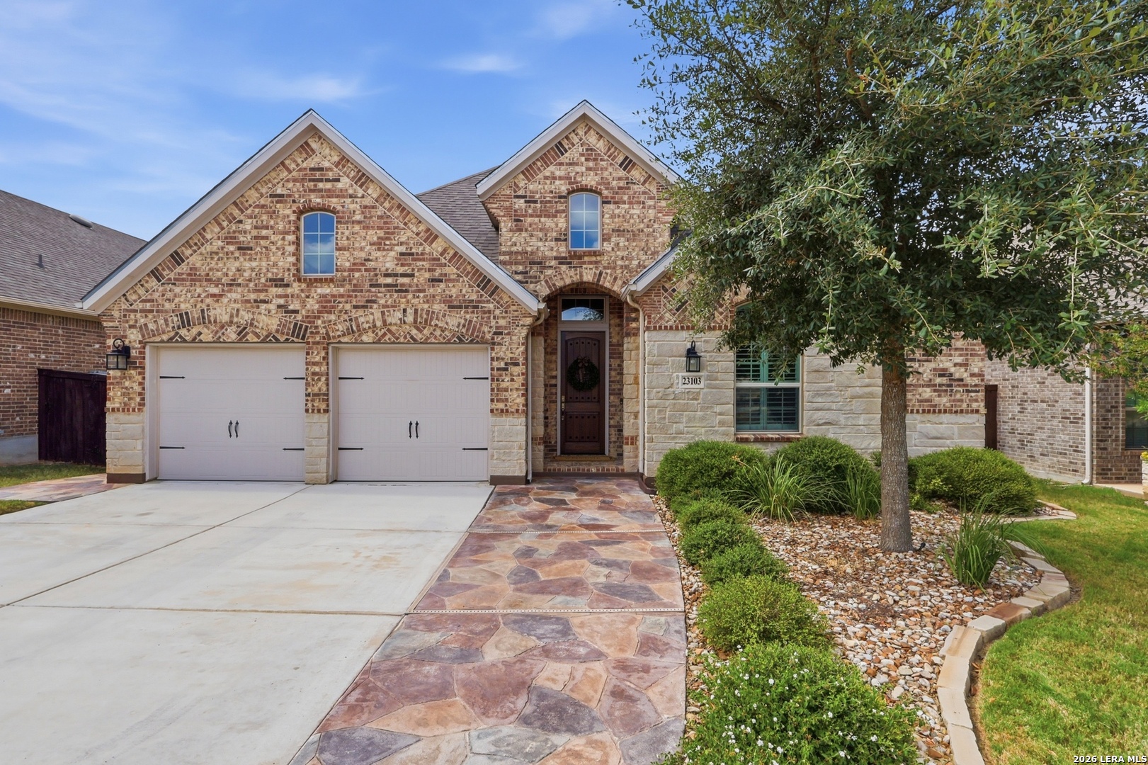 23103 Evangeline — photo
