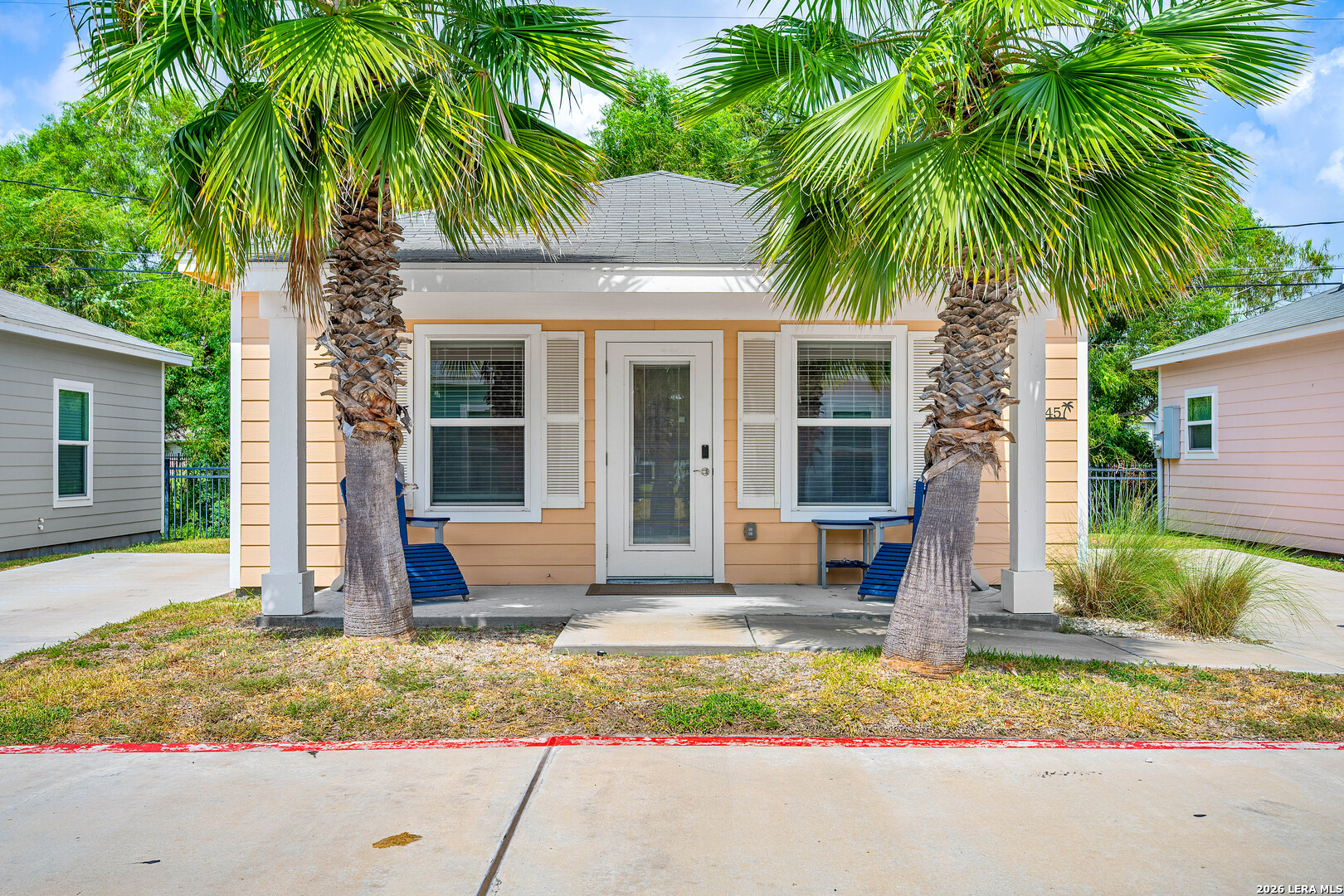 2121 FM 3036 — photo