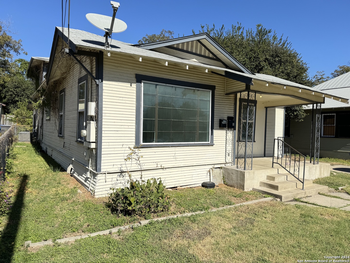 211 Preston — photo