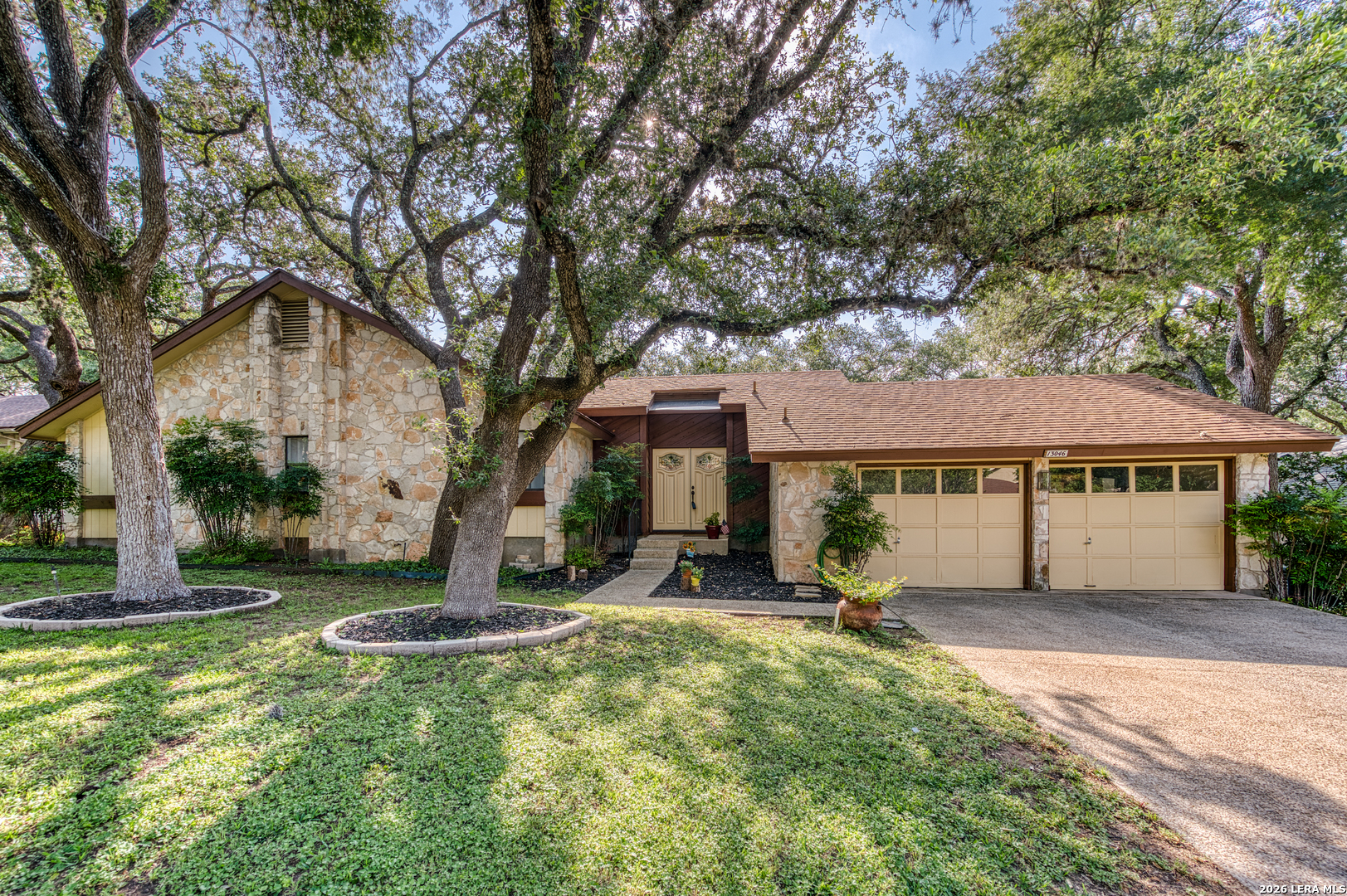 13046 Hunters Breeze Street — photo