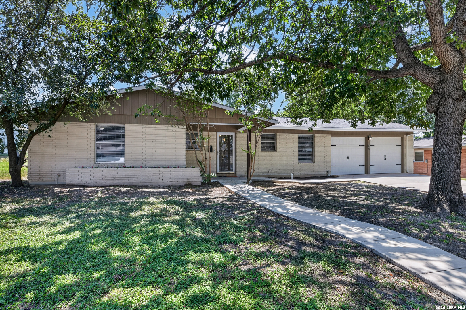 406 E Rector Street — photo