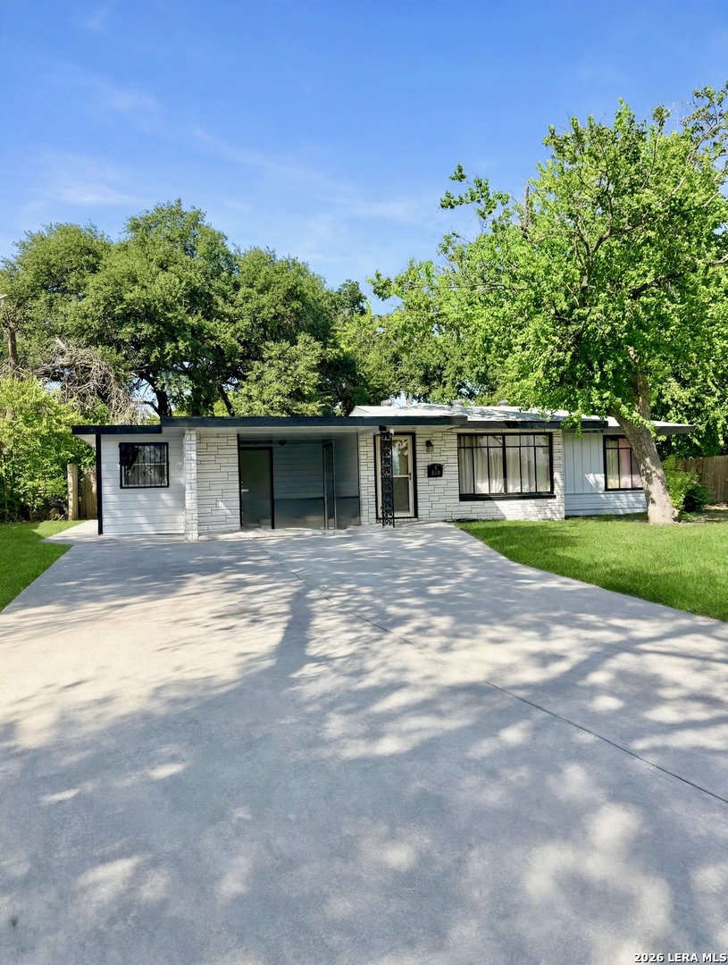 103 Greenhaven Drive — photo