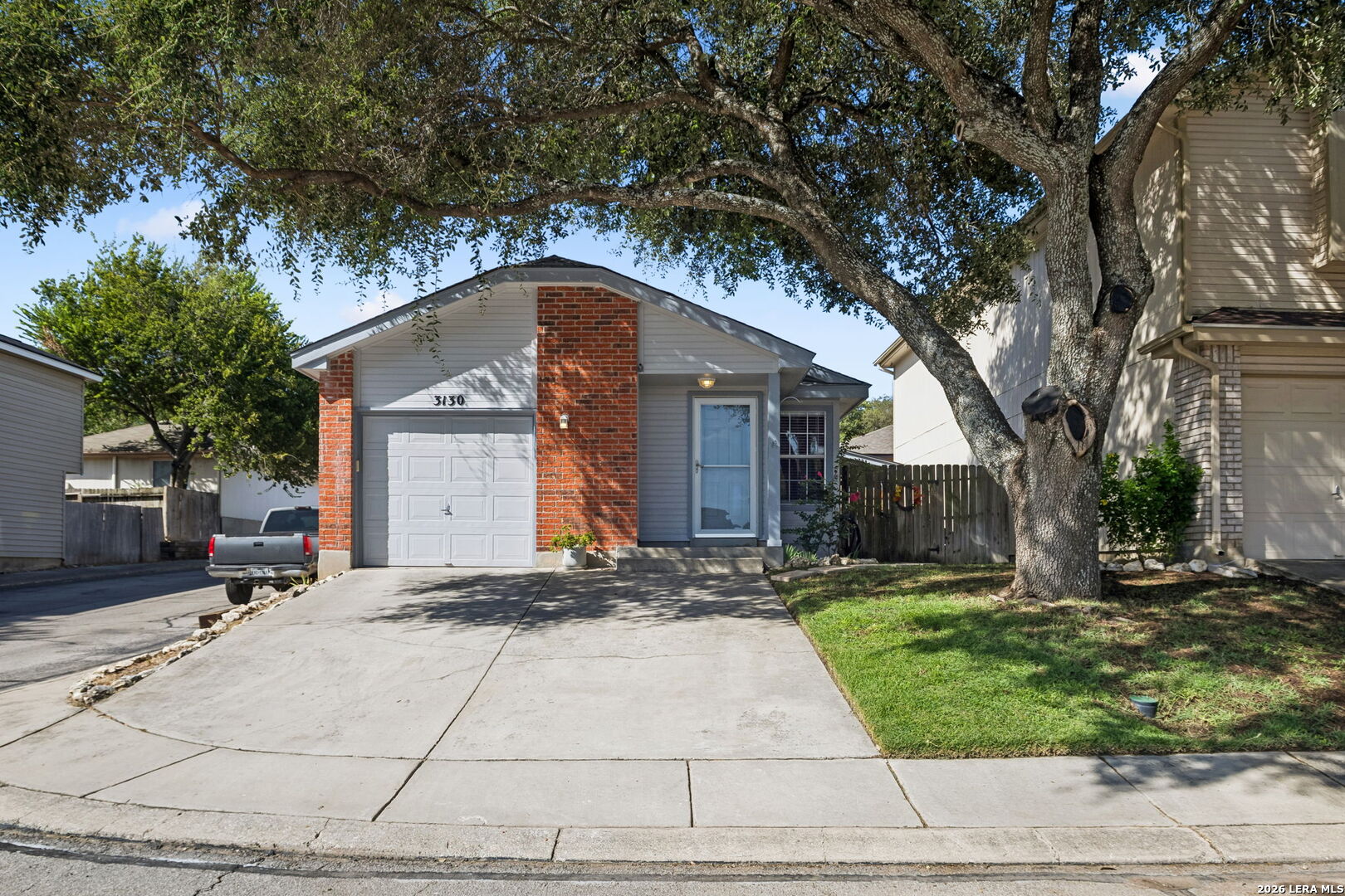 3130 Stoney Grv — photo