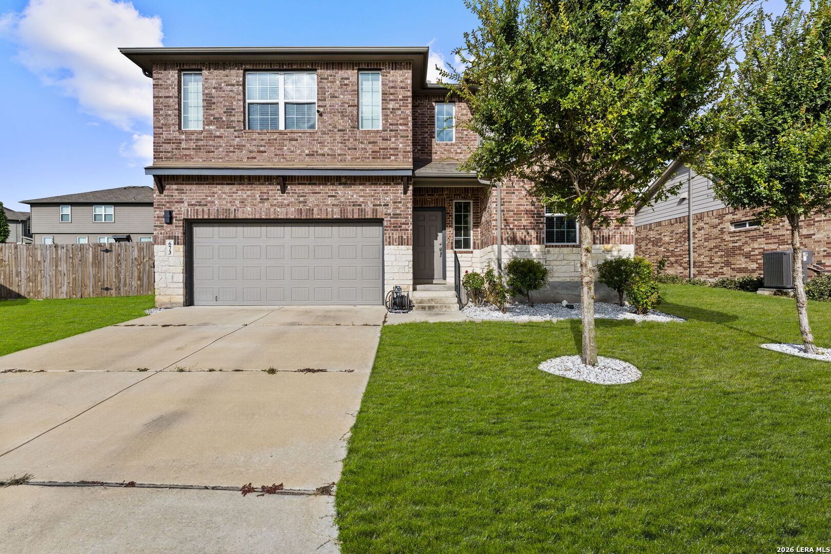 673 Sheridan Park — photo