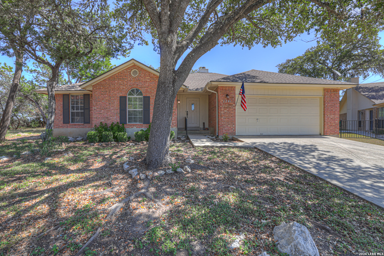 1241 Bluff Creek — photo
