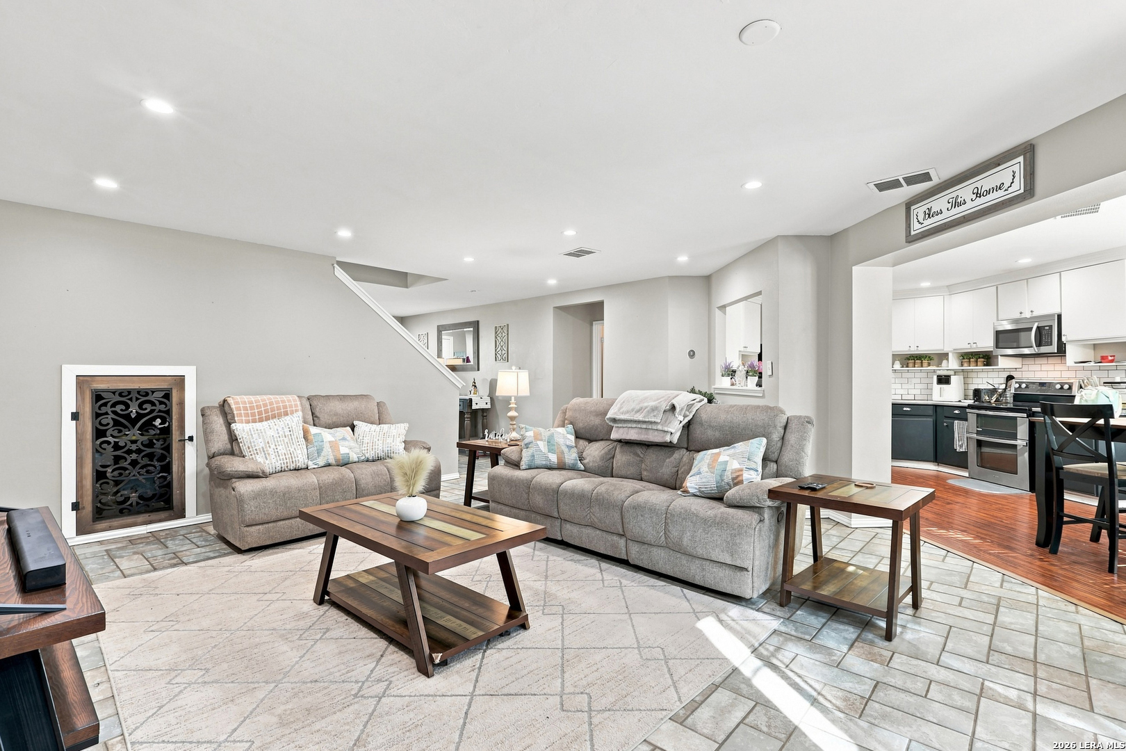 4835 Joshua Point — photo
