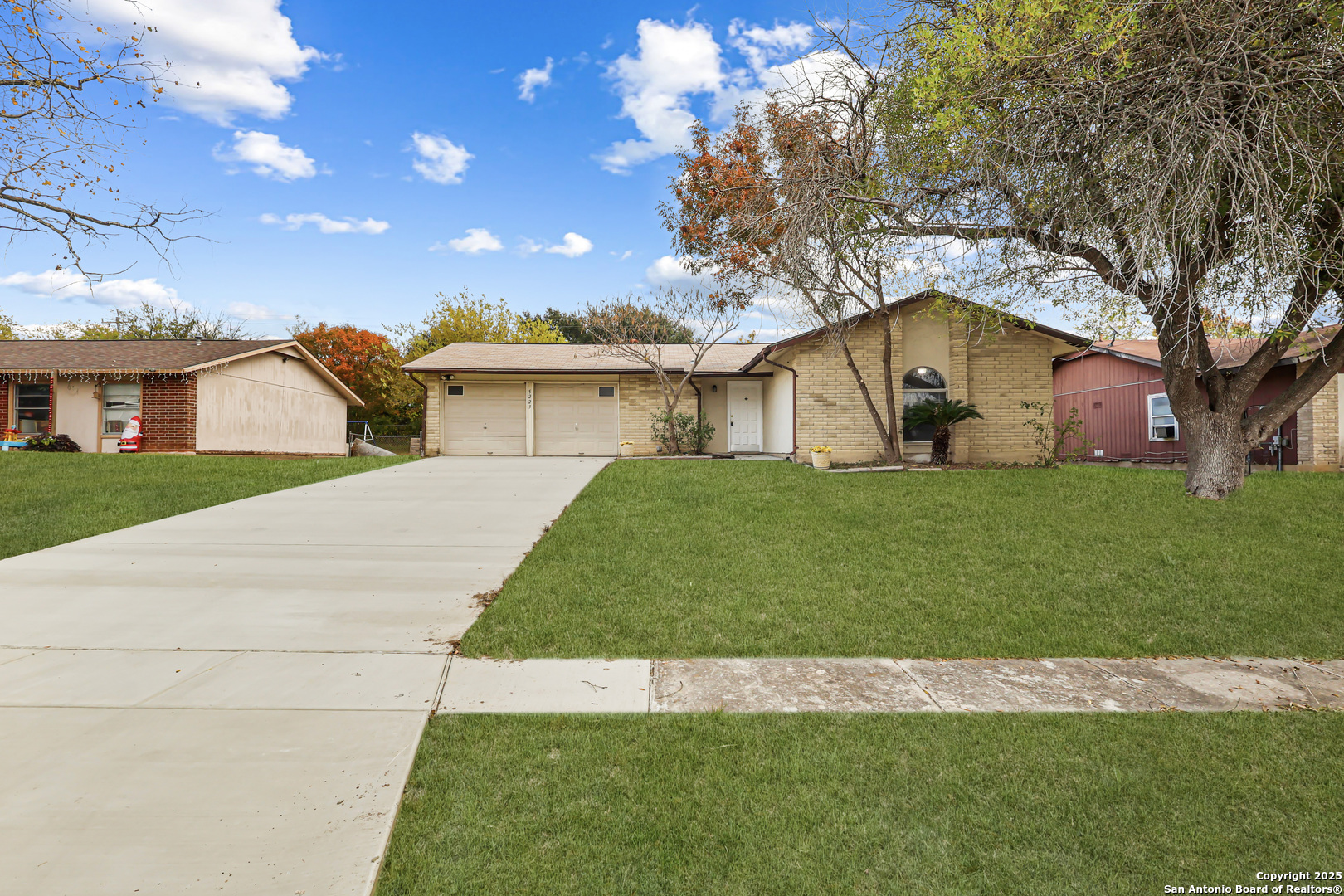 5223 Galacino Street — photo