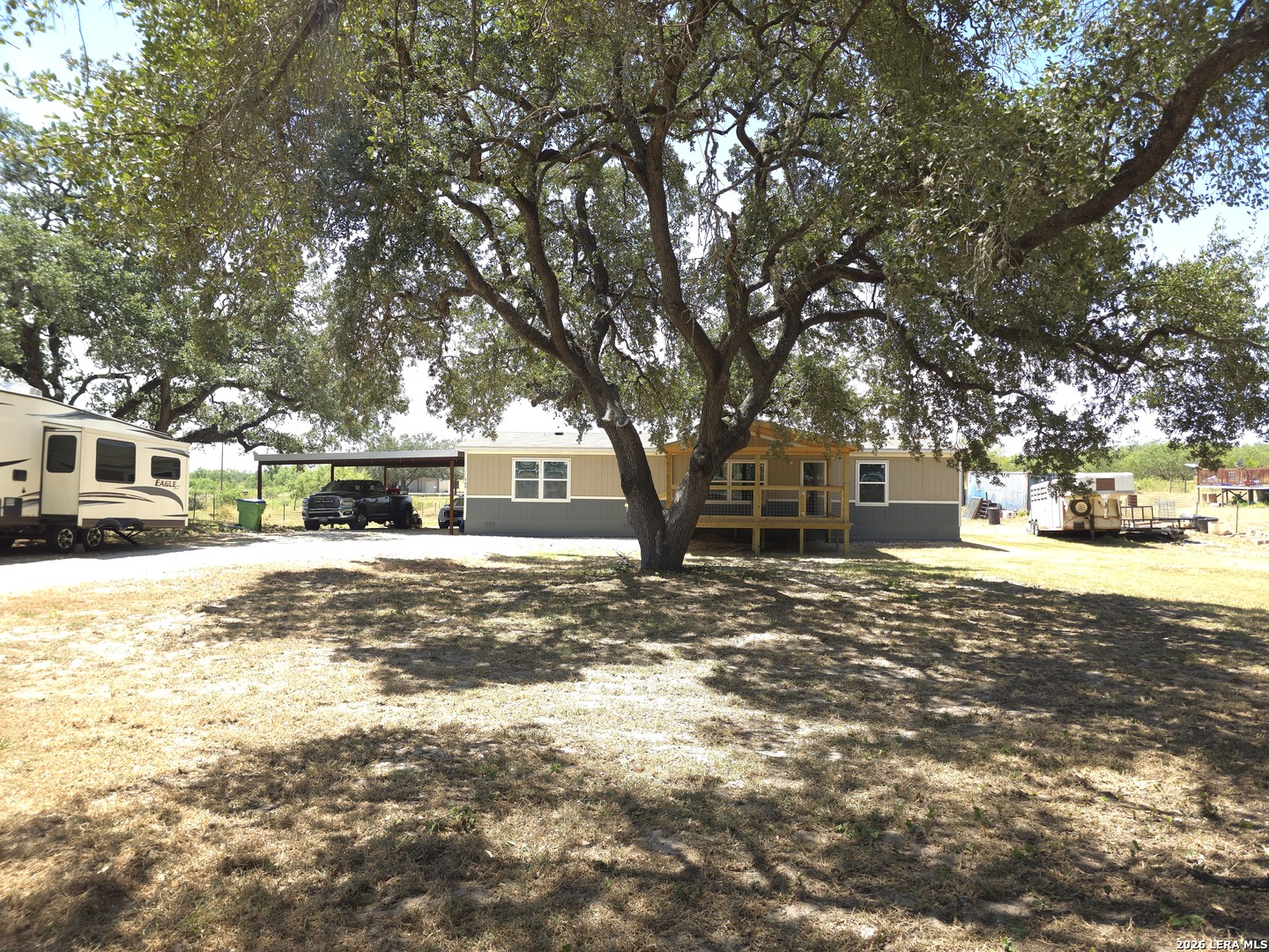 700 Avery Circle — photo