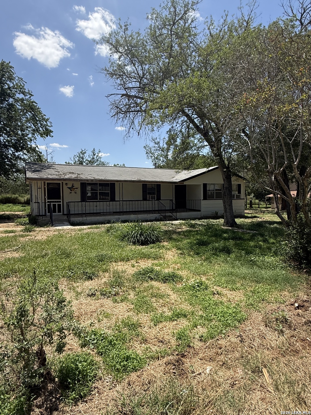 1207 El Paso — photo