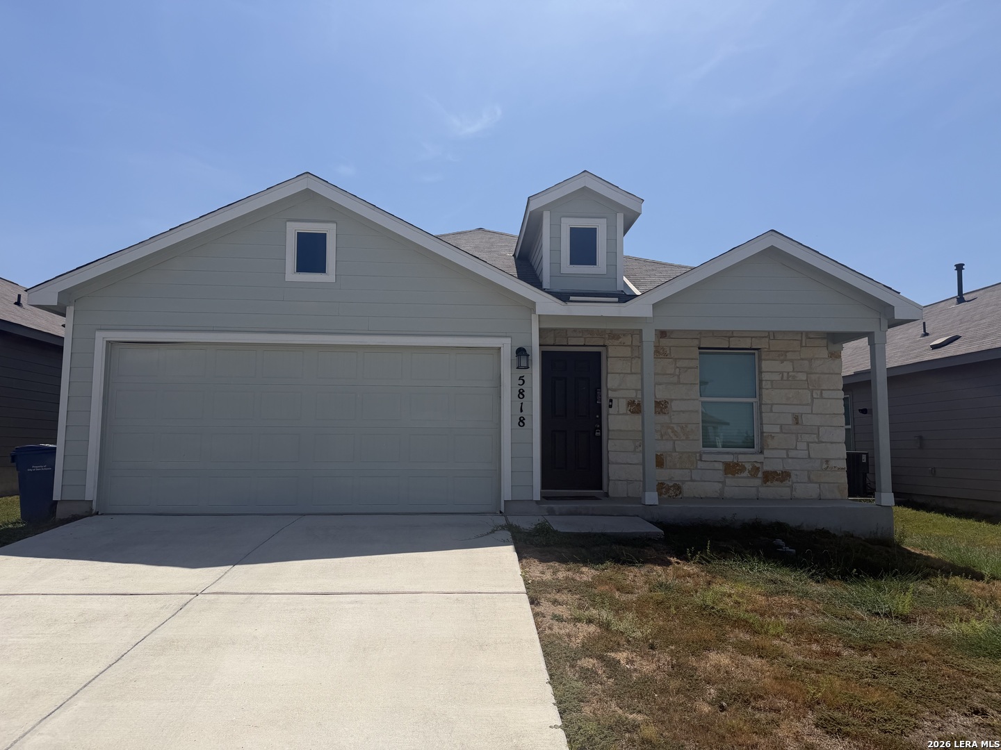 5818 Seaside Mnr — photo