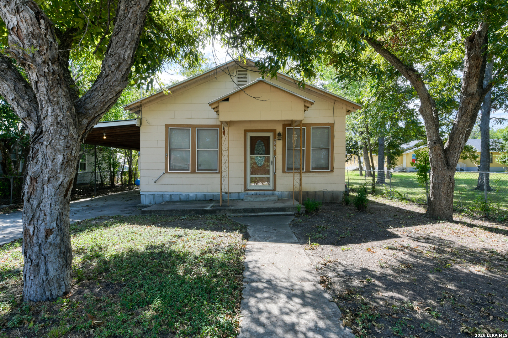 2065 W Mill Street — photo
