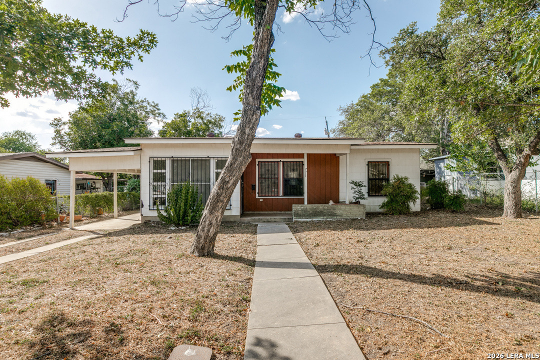 771 Linda Lou Drive — photo