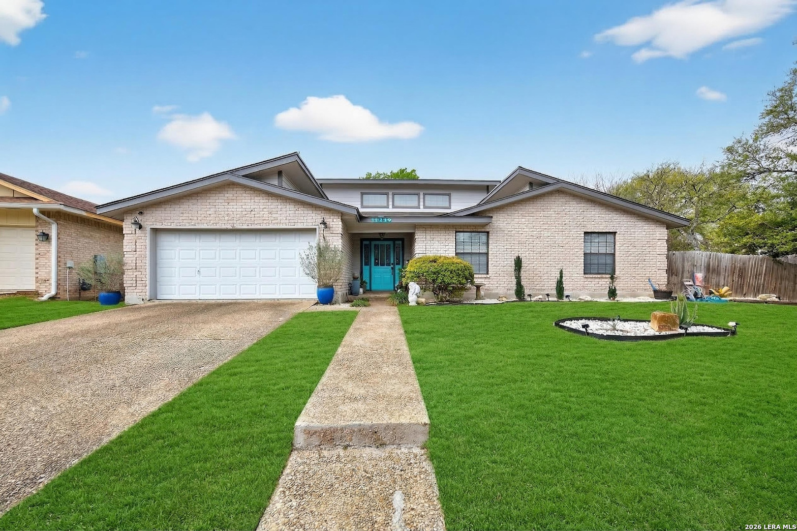13830 Brook Hollow Boulevard — photo