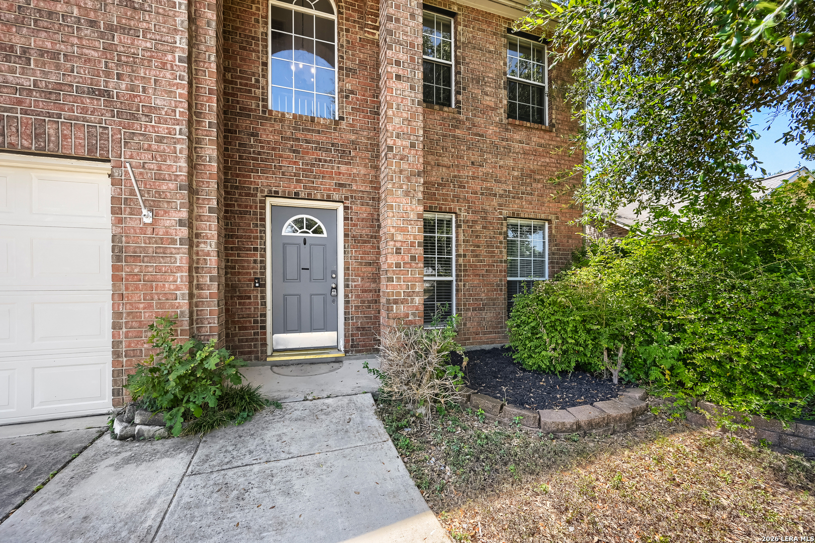 8103 Heritage Park Drive — photo