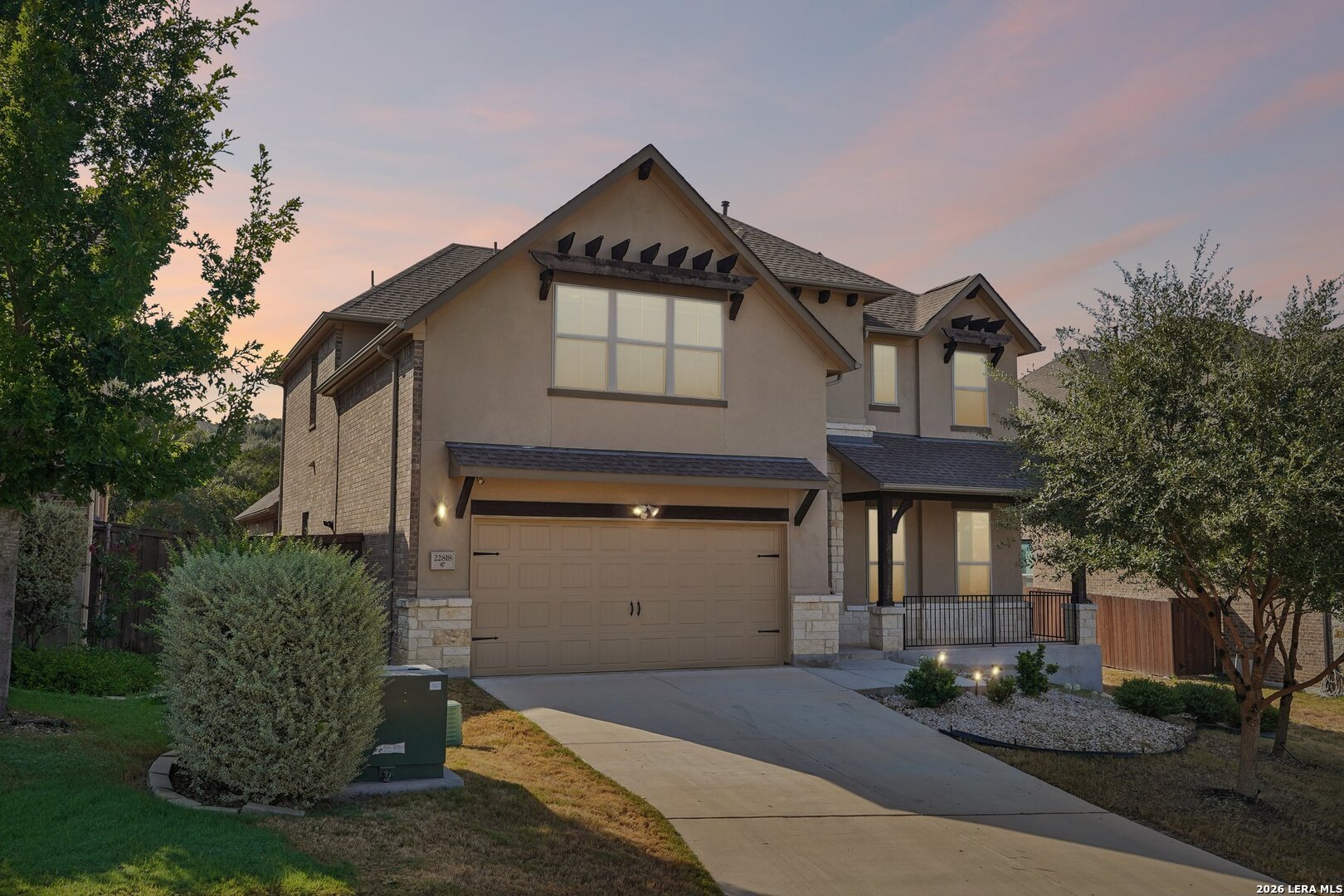 22818 Denali — photo