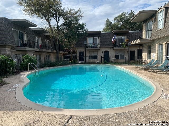 170 De Chantle Apt 704 — photo