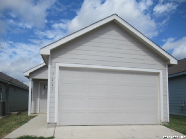7227 Duck Pond — photo