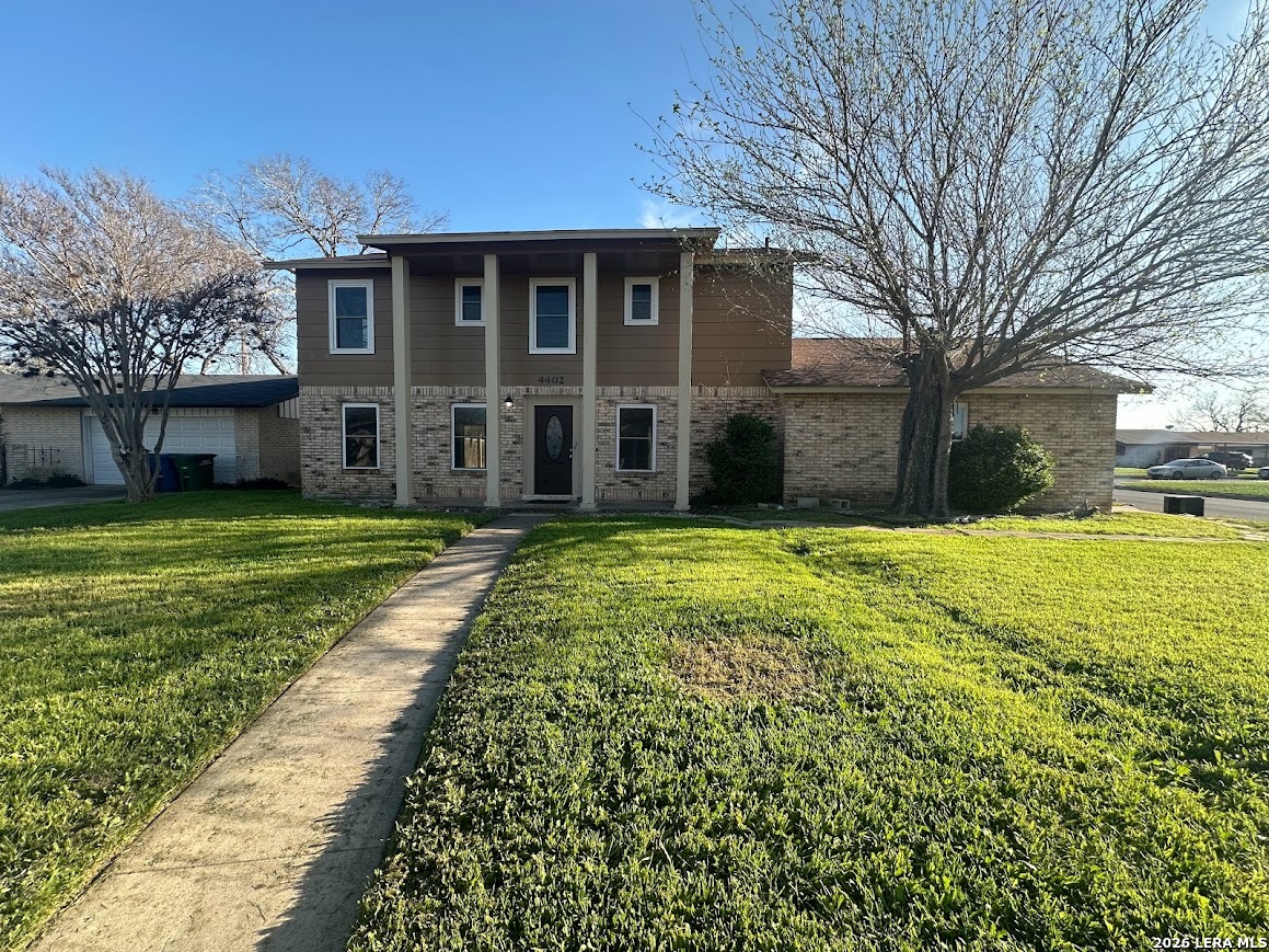 4402 Lakewood Drive — photo
