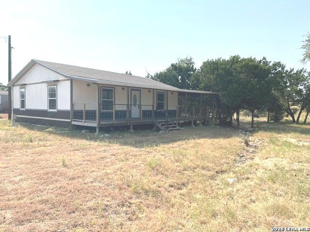 1614 Private Road 1518 — photo